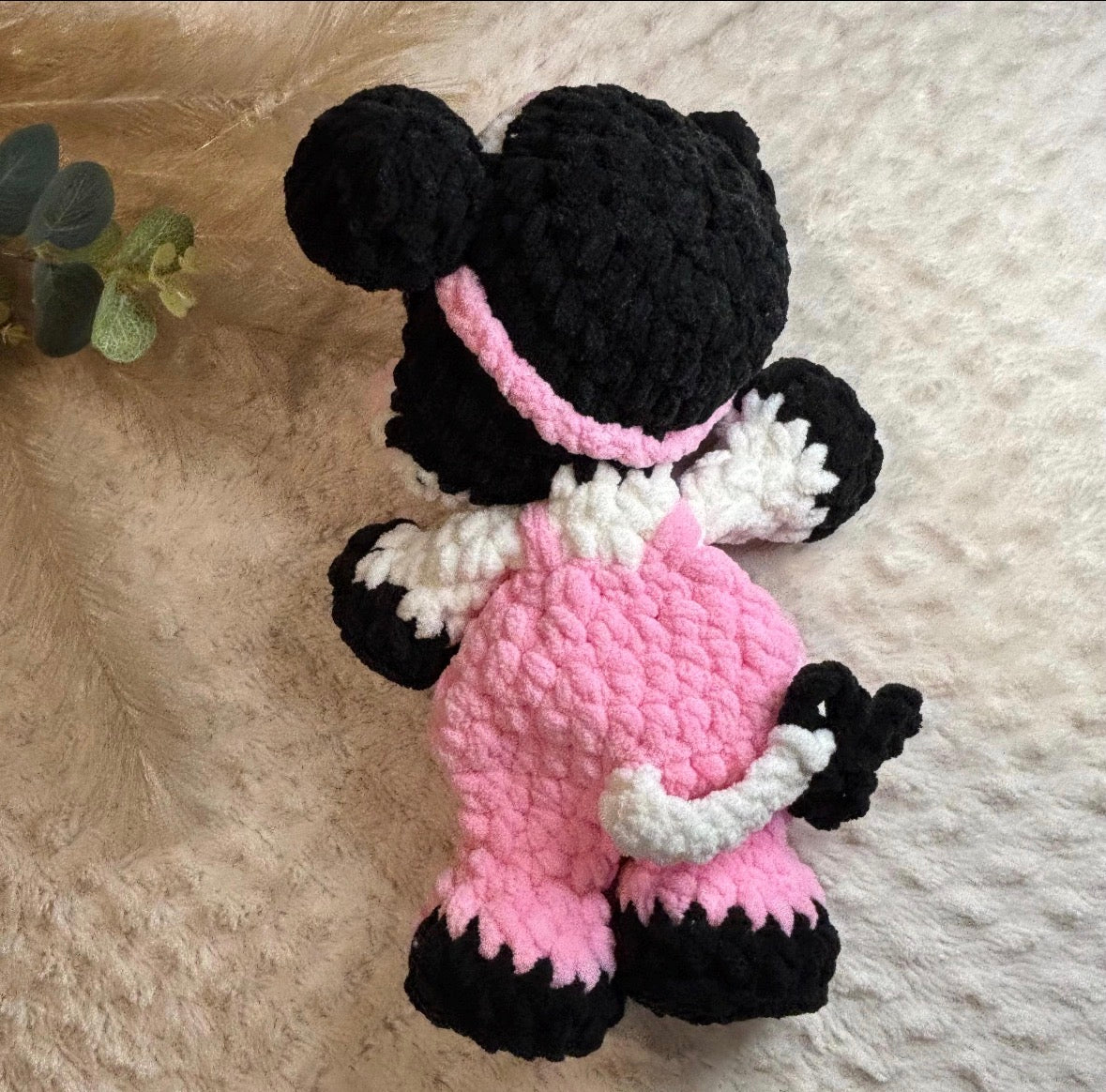 CROCHETED COW