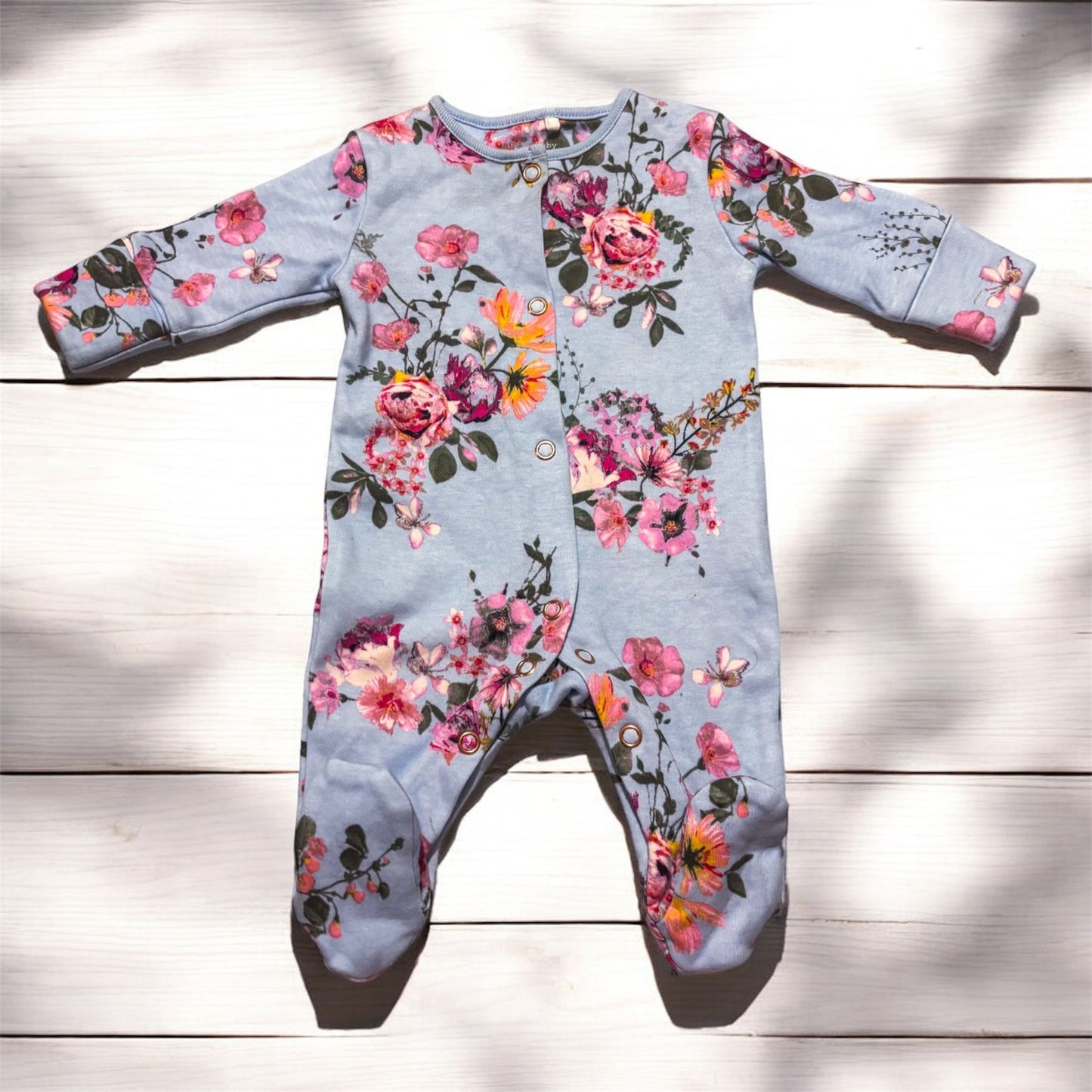 EMBROIDERED MAMA SWEATSHIRT (ADULTS)