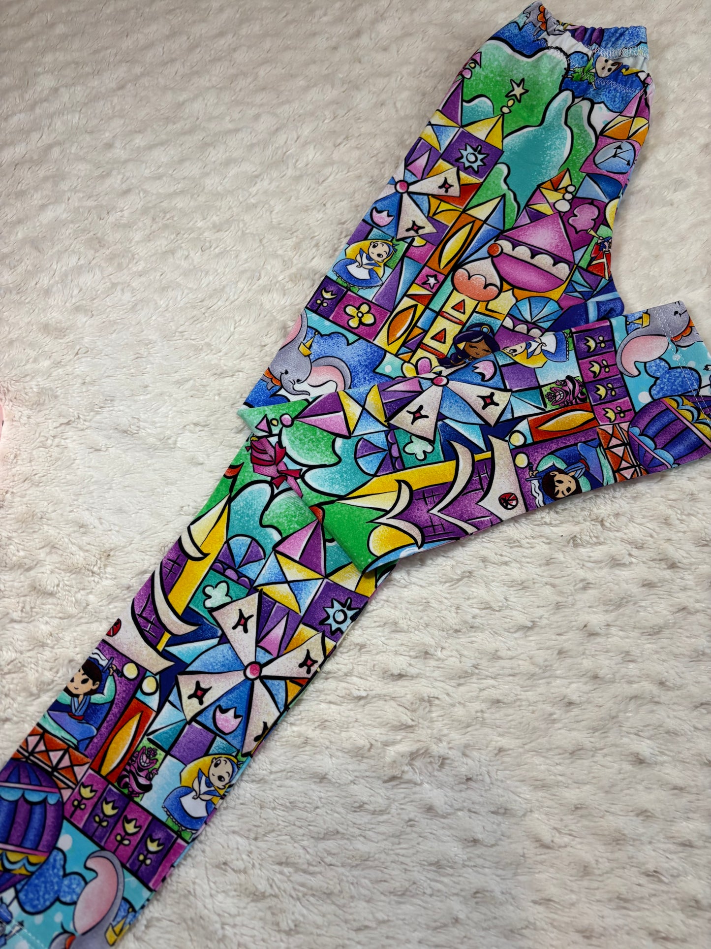 5y Leggings small world