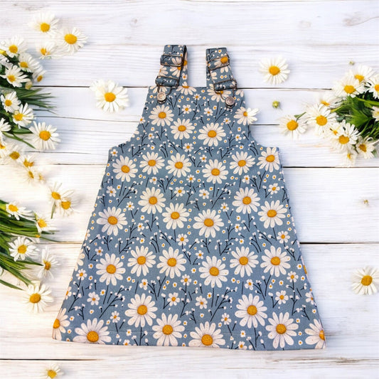 READY MADE PINAFORE AGE 3